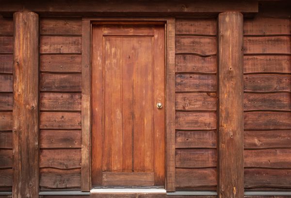 Log Cabin Siding Installation in San Rafael