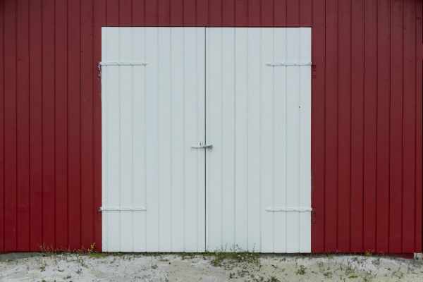 Pole Barn Siding Installation in San Rafael