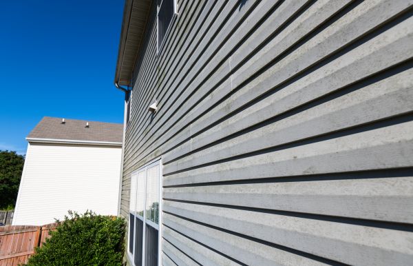 Cost of Vinyl Siding Panel Replacement in San Rafael
